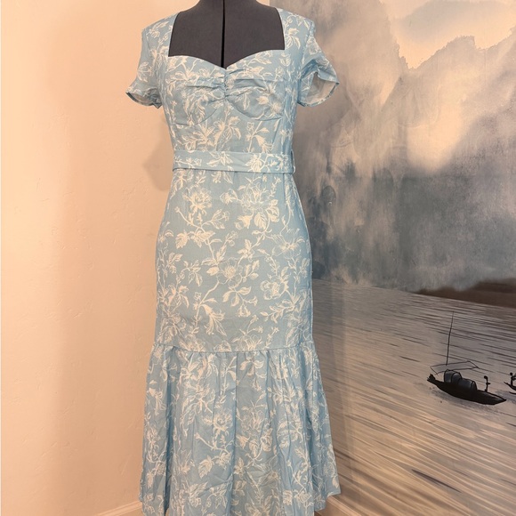 Chilinen/Linen Vibes Dresses & Skirts - Chic Light Blue Floral Midi Dress #110